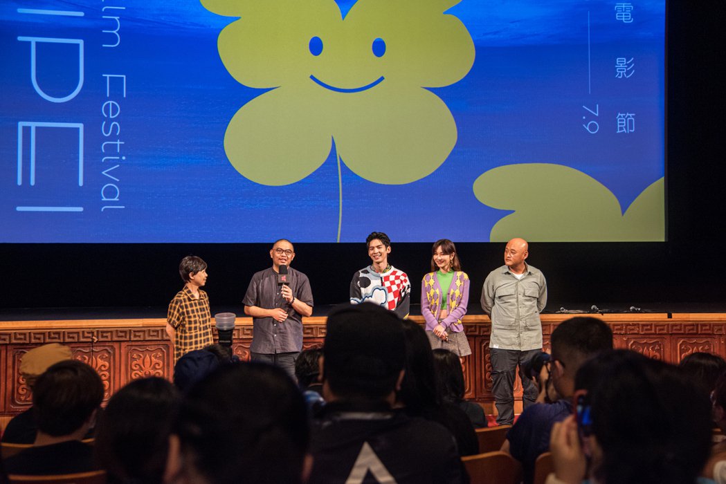 「妈,别闹了!」观众票选第一 导演「酷刑」过后谢客