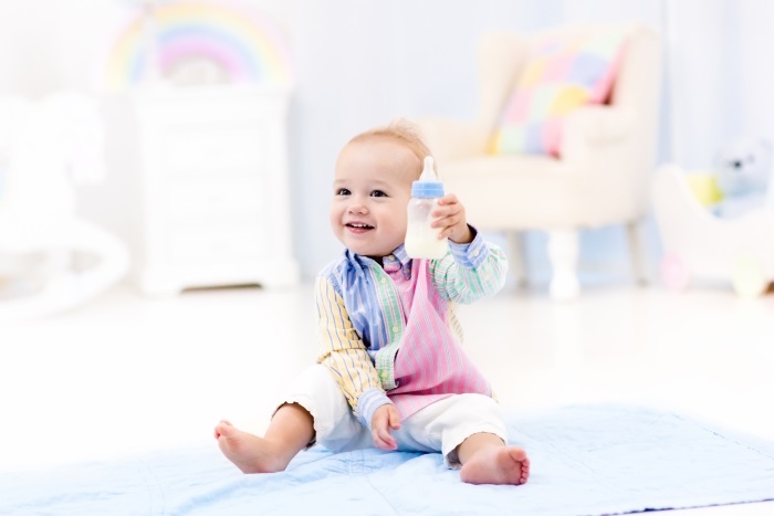把握一岁换奶期，衔接多元母乳菌 为宝宝免疫打底！