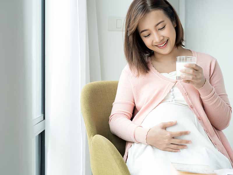 怀孕中期14至29周吃什么好呢？重点营养素钙．铁．DHA +EPA，孕妈咪有吃够吗？