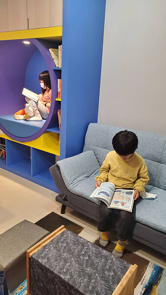 《Home Page 首页读书馆》提供孩子自由阅读、分享心得的空间