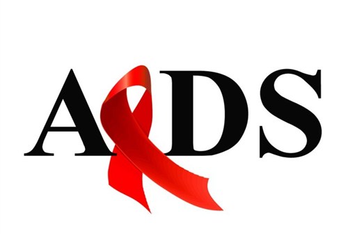 关注艾滋病，给艾滋病患者一个拥抱