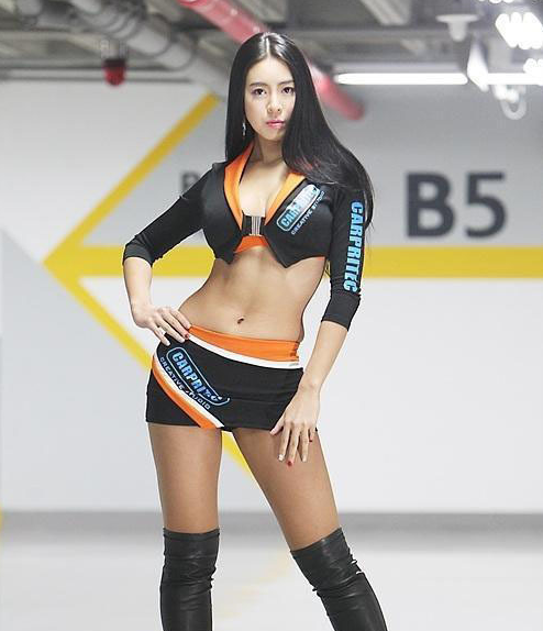韩国健美女神文世琳晒性感私照曝光 身材热辣面貌萝莉
