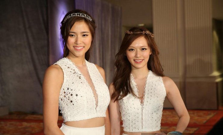 香港小姐20位入围佳丽,香港小姐入围者合影,合影,佳丽落泪,雷咏琪 苏韵姿,2016香港小姐20强今日诞生！大会先安排30位入围佳丽以优雅造型现身记者会，并轮流以猫步登场。现场气氛紧张，更有不少佳丽落泪。。。