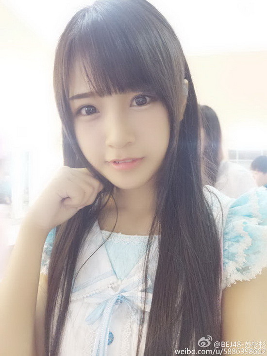自从出了一位千年一遇的女孩桥本环奈之后~接着冒出来的美眉多多少少会被媒体冠上夸张时间的这种称号，那么大家好奇现在已经往前推进了多少年了吗？今天这份网友整理版「日本美少女年谱表」就来带大家看看有哪些人才在里面.