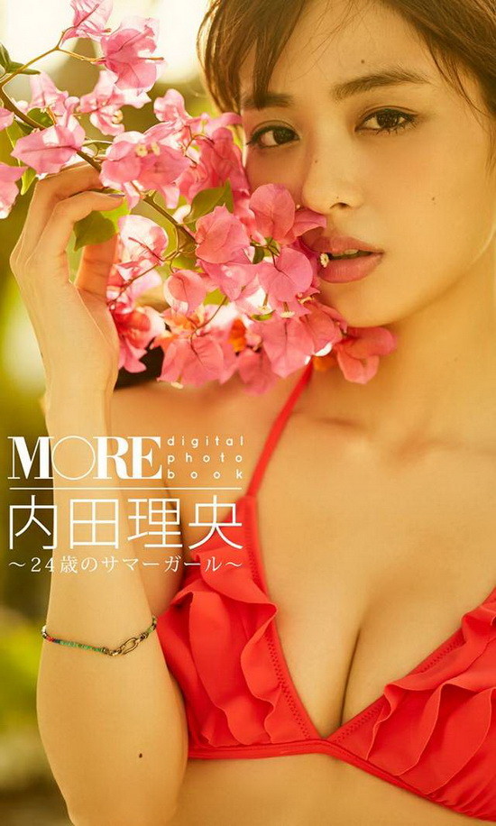 今天这篇日本特摄美女的泳装写真特辑当中，请到的两大女主角内田理央、逢泽莉娜都是粉丝心中的完美女生，如今作品播毕两人隔了这么多年首次合体拍写真，自然是要跟大家来分享一下的嘛