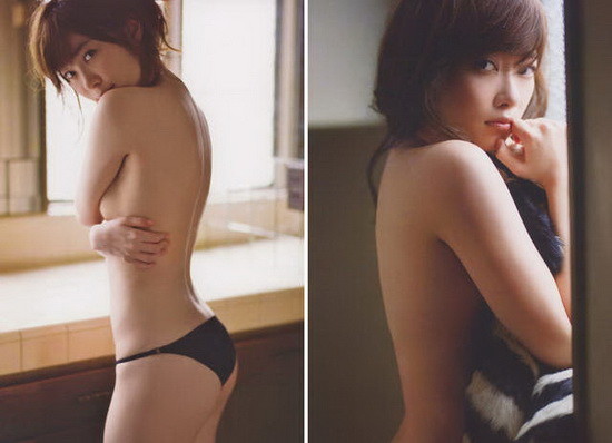 今天要来分享的是指原莉乃在「an?an」杂志上最新揭露的半裸写真，话说演艺事业一帆风顺的她在写真的尺度上也越来越大胆。