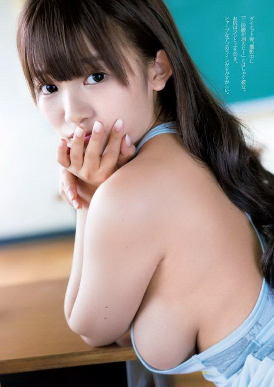 既然偶像也可以跨足拍写真，那么本来就以性感、大奶、美丽为特色的写真女星当然不能逊掉啦，首先写真界神7第一位就是有天乳之称的天木纯