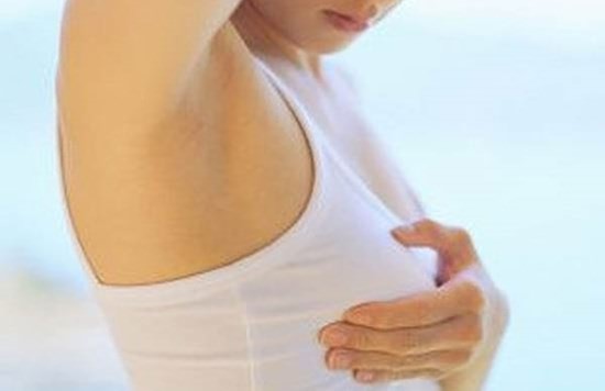 预防哺乳期乳房感染 保持健康卫生习惯