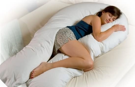 摆脱怀孕不适 可使用孕妇专用枕