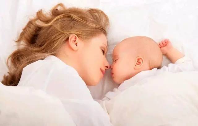 陪着宝宝睡，会影响性生活，甚至夫妻关系吗？