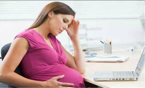孕妈妈在工作期间应该注意些什么呢？