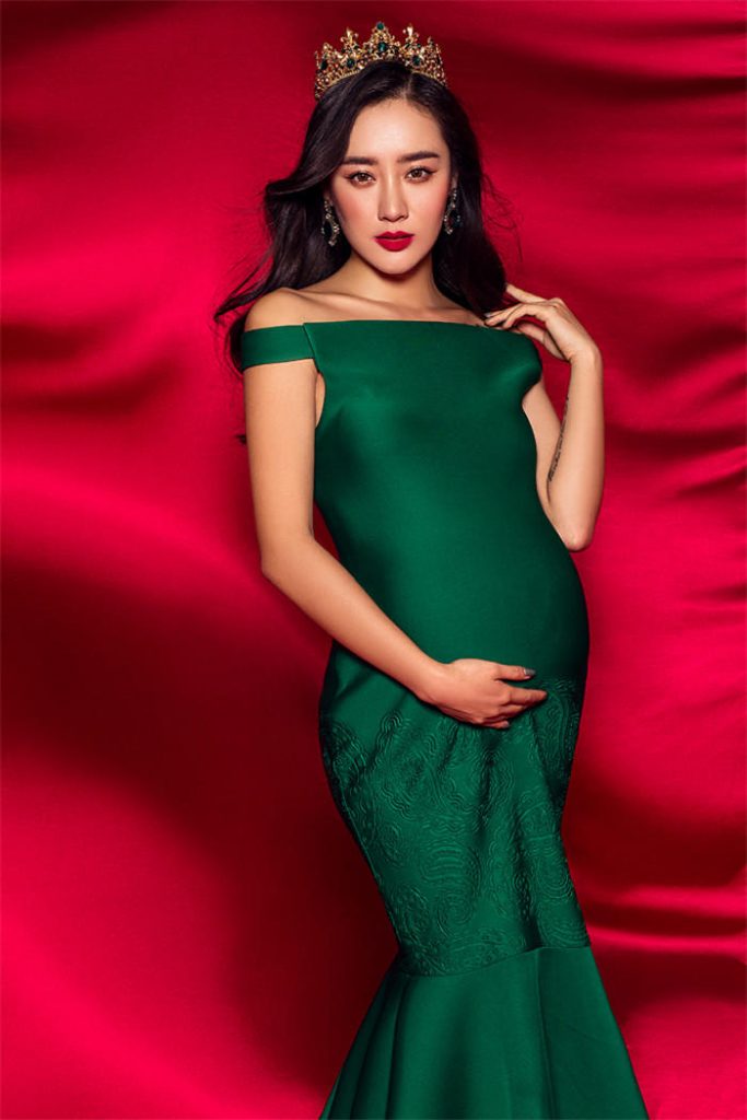 一组二胎孕妈妈艺术写真样片