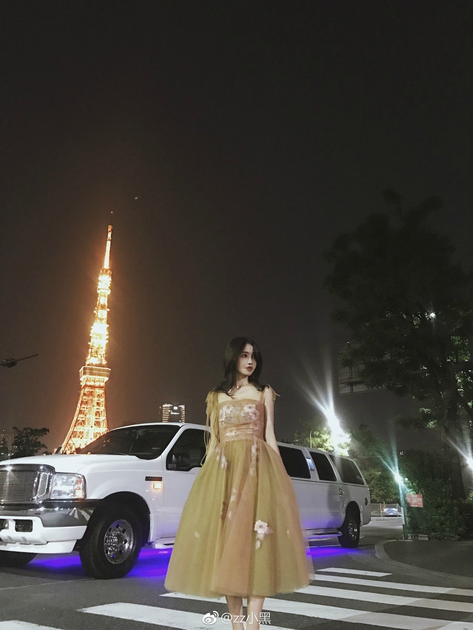 林更新绯闻女友日本过生日 美女成群豪车压阵