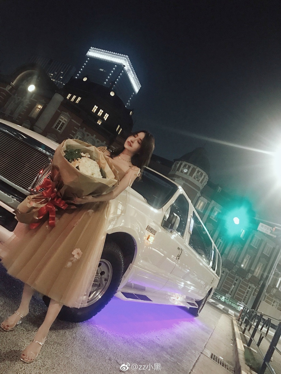 林更新绯闻女友日本过生日 美女成群豪车压阵