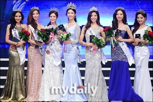 韩国小姐选拔大赛落下帷幕，徐才媛从参赛33名佳丽中脱颖而出，夺得了今年的韩国小姐冠军。
