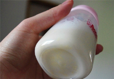 贝拉米奶粉用多少度水冲？冲泡温度是多少？