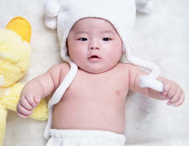婴儿腹部抚触的手法图 婴儿抚触肚子的详细图解