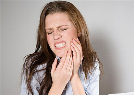 孕妇智齿发炎肿痛难忍怎么办 学会这几招，让你孕期再也不嘴疼