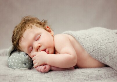 宝宝每天睡多久最好？阶段不同时间也不同哦！