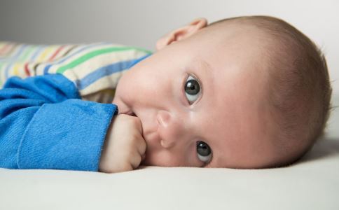 如何给宝宝正确转奶 宝宝转奶的正确方法介绍
