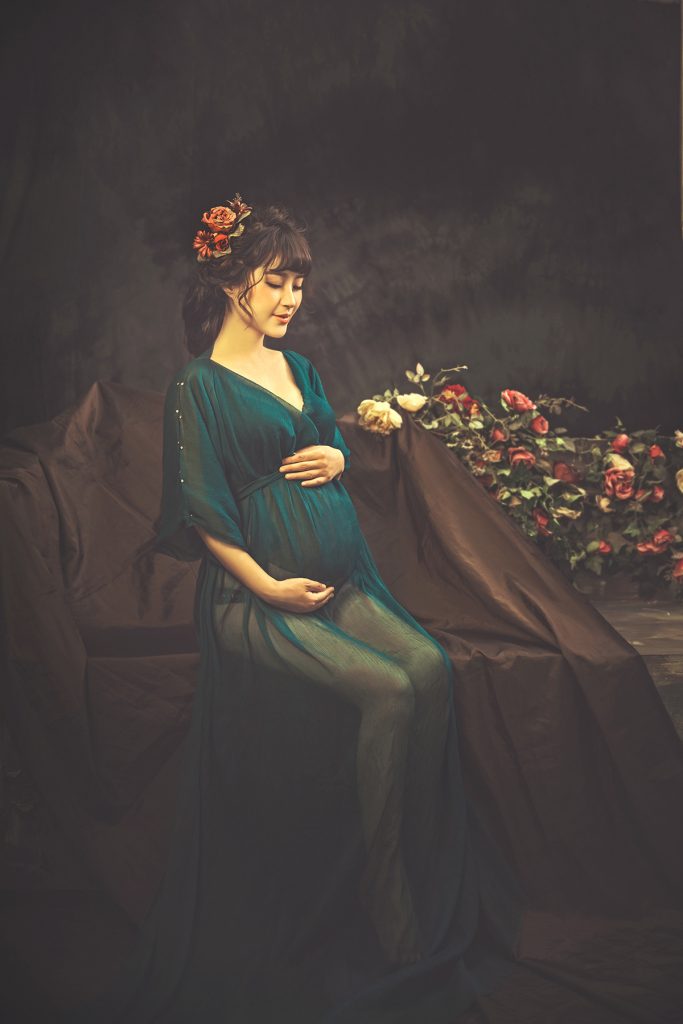 本套孕妇写真来自南京云摄影孕妇摄影-油画里的孕妈妈