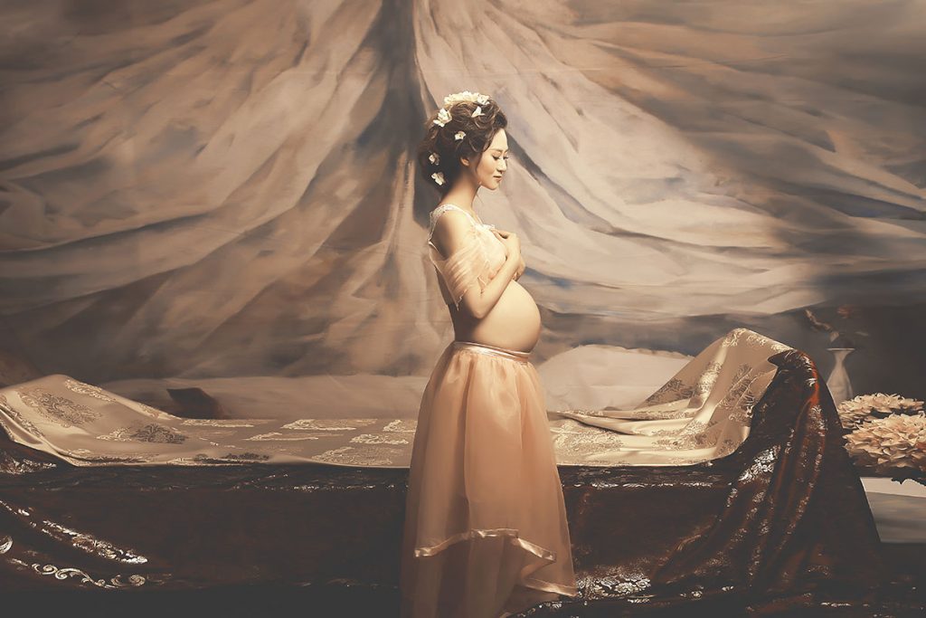 画中美人孕妇艺术照