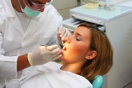 牙痛怎么快速止痛?必看的8个治疗牙痛小偏方