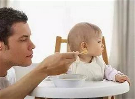 宝宝突然不爱吃饭怎么回事 孩子突然厌食要找对原因