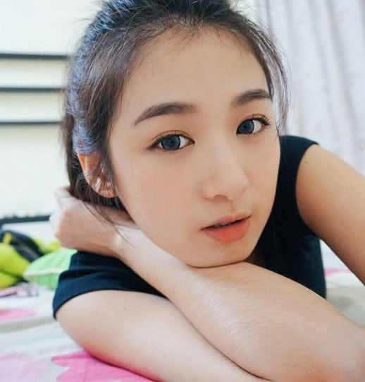 这个凶怎麼感觉越看越大？水奶妹Kendra凸起物太明显