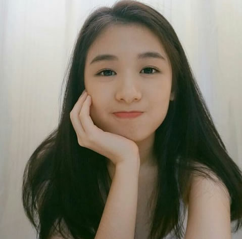 这个凶怎麼感觉越看越大？水奶妹Kendra凸起物太明显