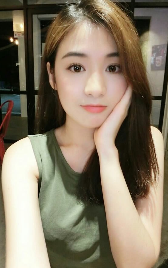 这个凶怎麼感觉越看越大？水奶妹Kendra凸起物太明显