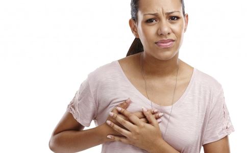 乳头疼怎么回事：乳头疼痛的8个原因及缓解办法