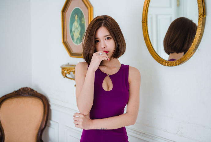 不愧是当年的女主播一姐，这身材没话说！ ​​​​