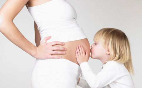 孕妇白带多有异味怎么回事 听听专家怎么说