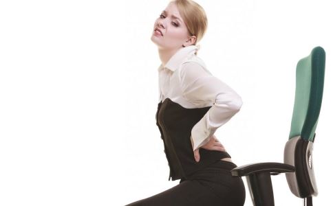 女性久坐后小腹坠痛怎么回事 按摩穴位缓解