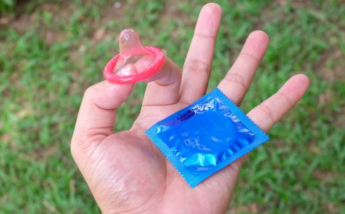 避孕套并非绝对安全 这些副作用不能忽视
