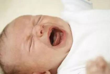 宝宝有这十种表现告诉你，宝宝可能缺钙了！