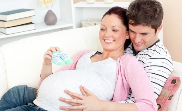 妻子怀孕，丈夫如何解决“生理需求”？可能常用3种方式，你用哪种