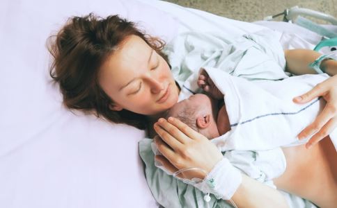 中国首例添宫宝宝出生 警惕子宫性不孕的早期信号