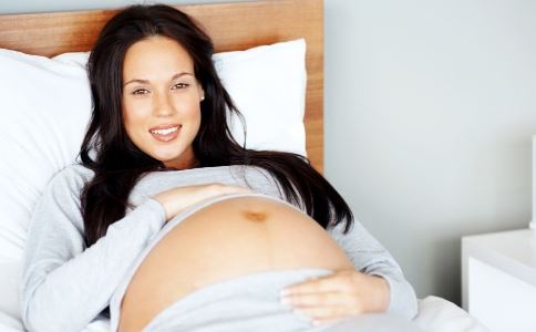 孕期胎教之抚摸胎教有哪些手法？