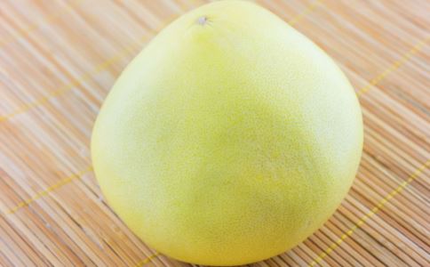 柚子皮怎么泡水 柚子皮泡水有什么功效