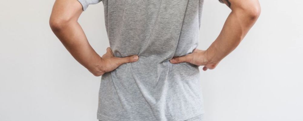 男性腰痛怎么办 男性腰疼吃它可以缓解