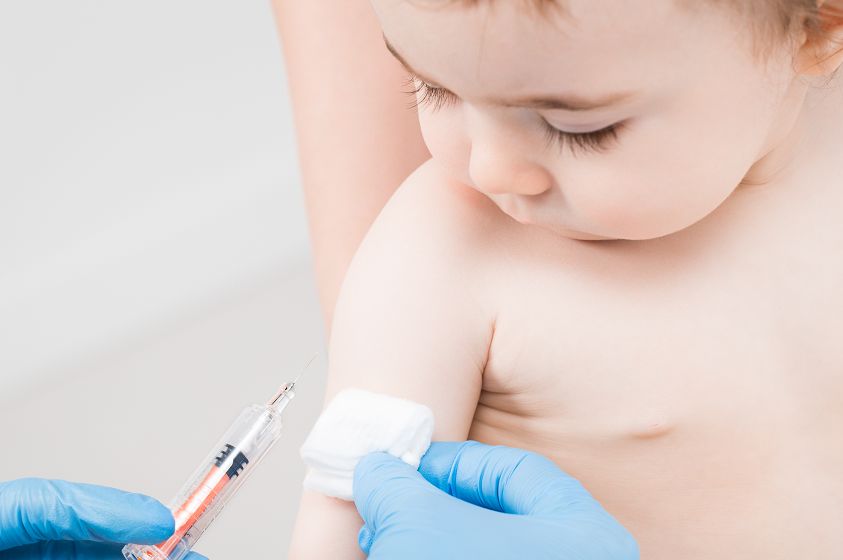 宝宝1岁内，哪几针自费疫苗必须打！这次说得最明白