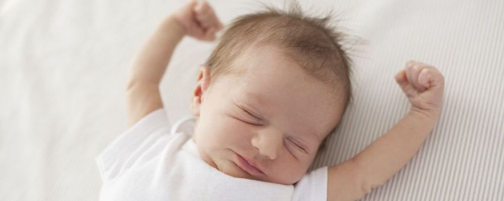 宝宝不好好睡觉是什么原因 如何营造好的睡眠环境