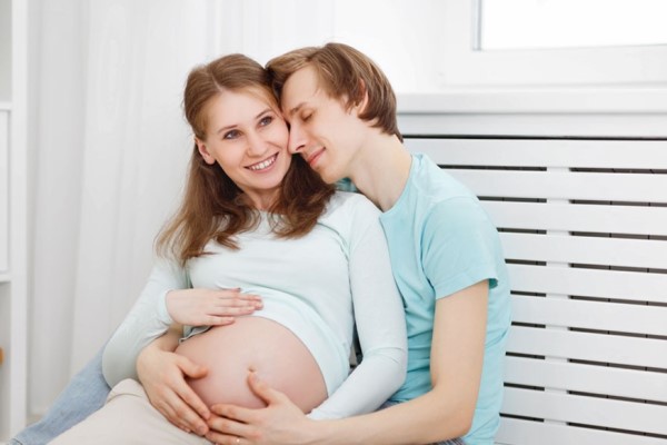 孕中期白带多外阴痒怎么回事 应该如何处理
