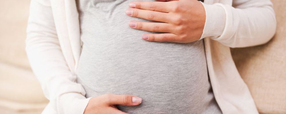 女人怀孕初期应该注意什么 补充叶酸很重要
