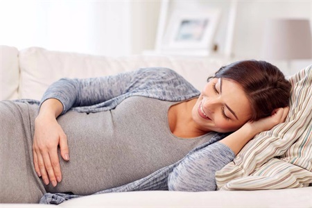 怀孕的初期症状 女性月经推迟不来也可能是因为这个原因