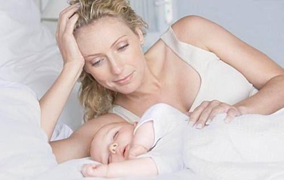 宝宝吃夜奶影响身体发育吗，吃夜奶对牙齿的伤害大吗？