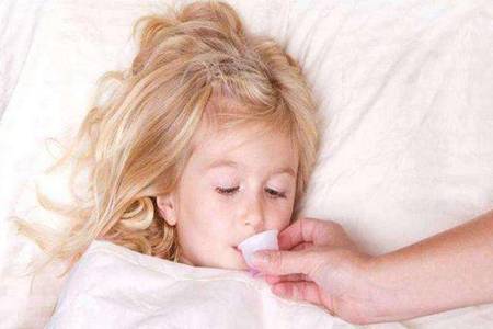 宝宝咳嗽成肺炎的前兆