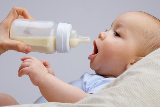 初乳喂养宝宝都有哪些原则？什么是初乳？